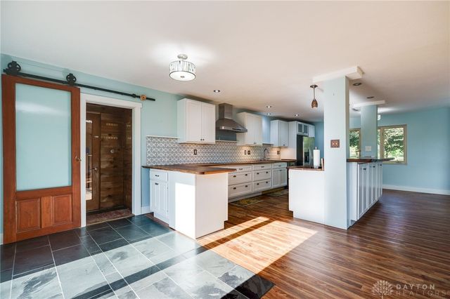 1416 Hilltop Road, Xenia, OH 45385