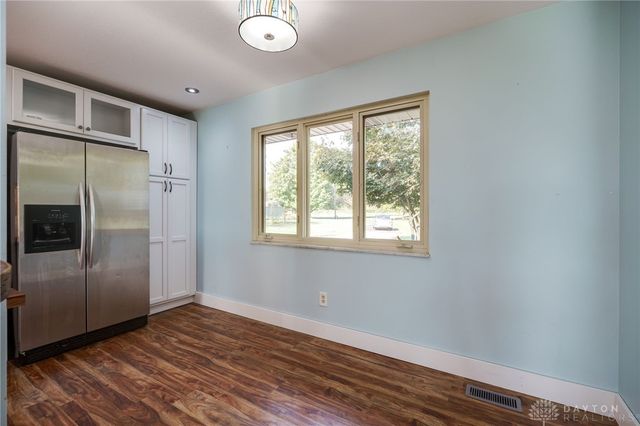 1416 Hilltop Road, Xenia, OH 45385