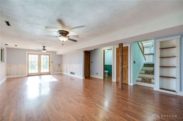 1416 Hilltop Road, Xenia, OH 45385