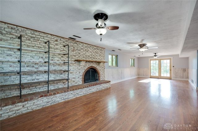 1416 Hilltop Road, Xenia, OH 45385