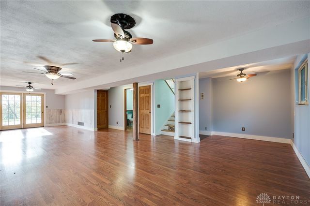 1416 Hilltop Road, Xenia, OH 45385