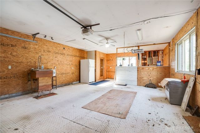 1416 Hilltop Road, Xenia, OH 45385