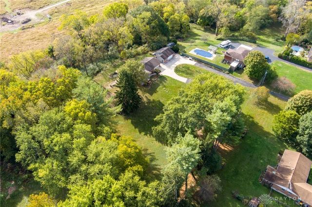 1416 Hilltop Road, Xenia, OH 45385