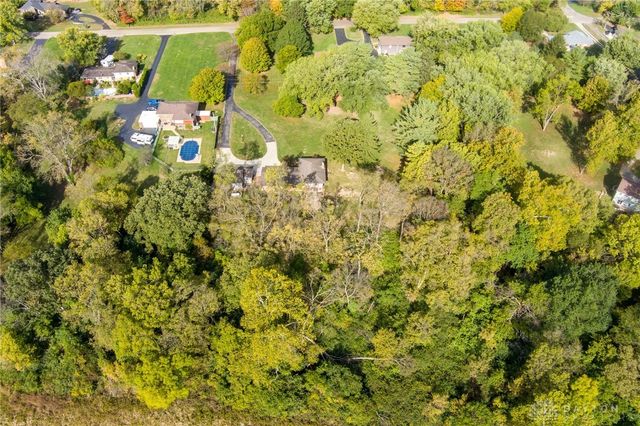 1416 Hilltop Road, Xenia, OH 45385