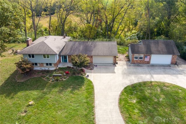 1416 Hilltop Road, Xenia, OH 45385