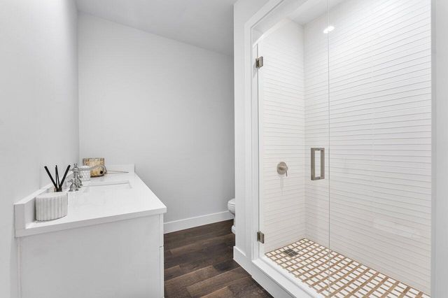 11823 Lake Shore Place, Palm Beach Gardens, FL 33408