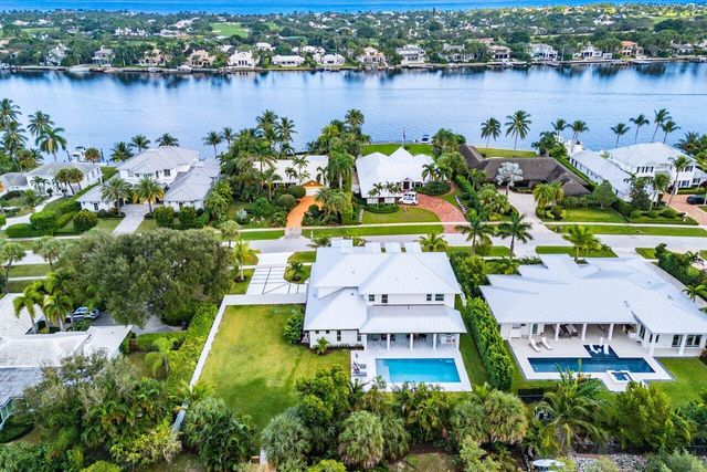 11823 Lake Shore Place, Palm Beach Gardens, FL 33408