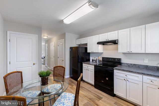 921 N ROSE STREET, Baltimore, MD 21205