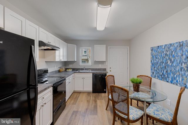 921 N ROSE STREET, Baltimore, MD 21205