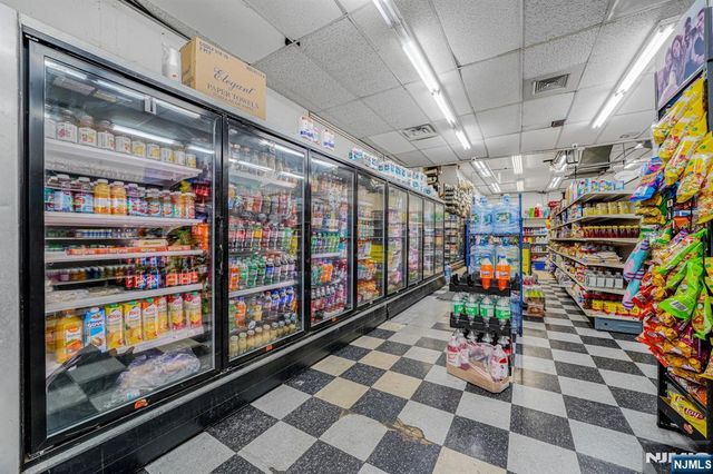 394 Main Street, Paterson, NJ 07501