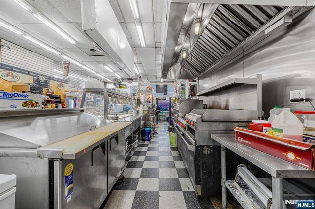 394 Main Street, Paterson, NJ 07501