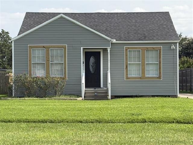 910 9th Street, Lake Charles, LA 70601