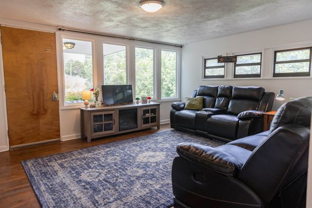 1202 S LEE HIGHWAY ACCESS RD, Lexington, VA 24450