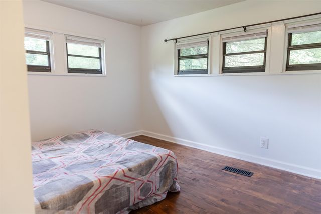 1202 S LEE HIGHWAY ACCESS RD, Lexington, VA 24450