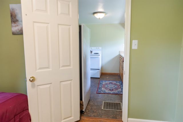 1202 S LEE HIGHWAY ACCESS RD, Lexington, VA 24450