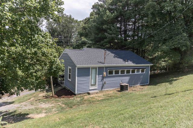 1202 S LEE HIGHWAY ACCESS RD, Lexington, VA 24450