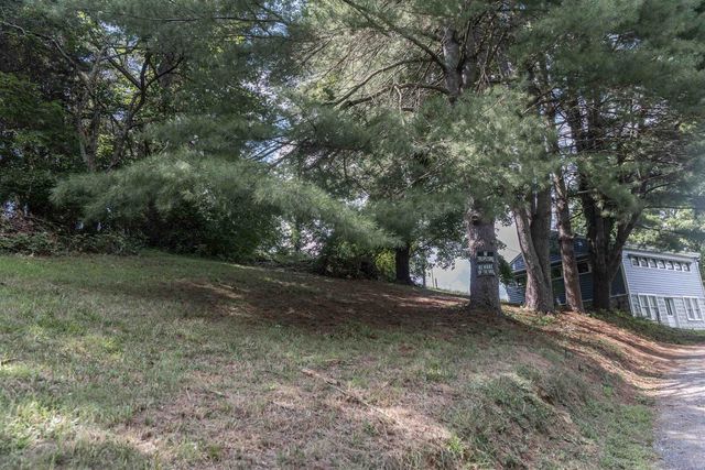 1202 S LEE HIGHWAY ACCESS RD, Lexington, VA 24450