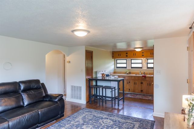 1202 S LEE HIGHWAY ACCESS RD, Lexington, VA 24450