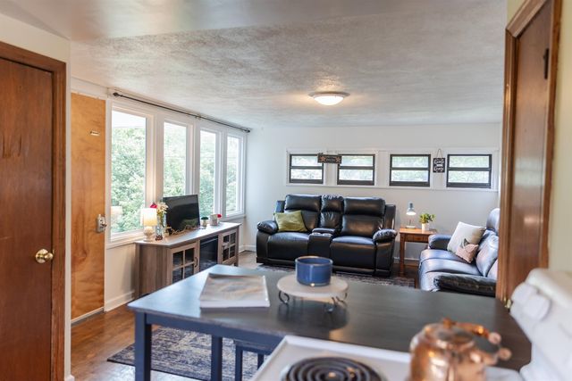 1202 S LEE HIGHWAY ACCESS RD, Lexington, VA 24450