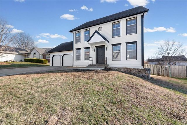 13313 Corrington Avenue, Grandview, MO 64030