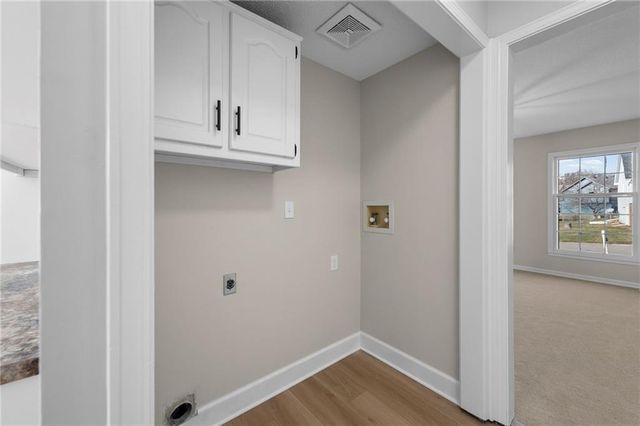 13313 Corrington Avenue, Grandview, MO 64030