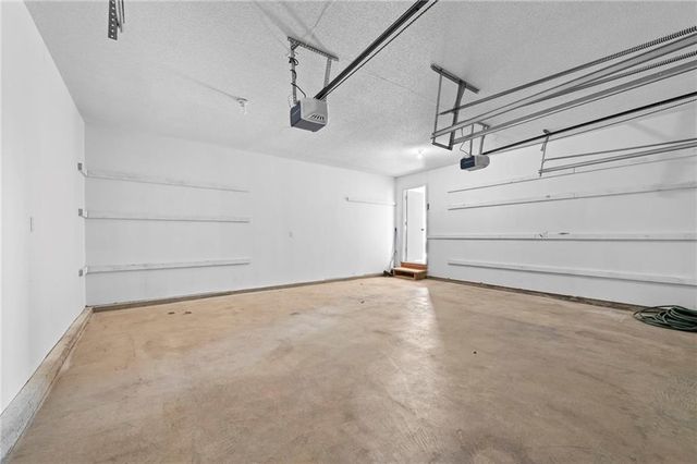 13313 Corrington Avenue, Grandview, MO 64030