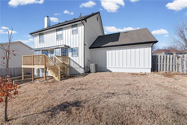 13313 Corrington Avenue, Grandview, MO 64030