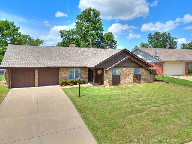 7317 E 58th Place, Tulsa, OK 74145