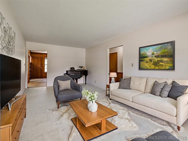 7317 E 58th Place, Tulsa, OK 74145
