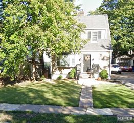 38 Hoffman Boulevard, East Orange, NJ 07017