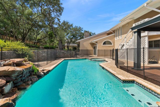 29406 NO LE HACE DR, Fair Oaks Ranch, TX 78015