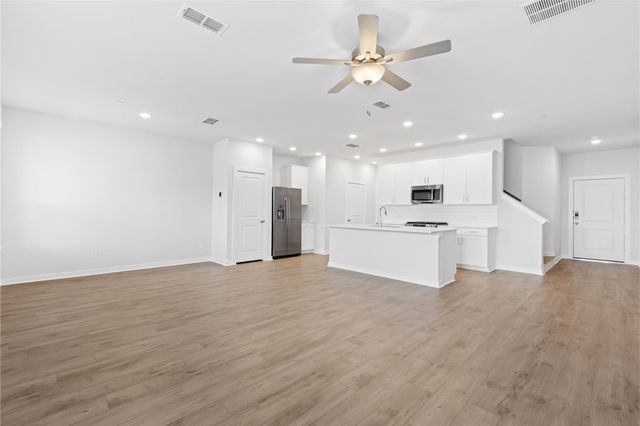 3035 Dovedale Street, Pearland, TX 77584