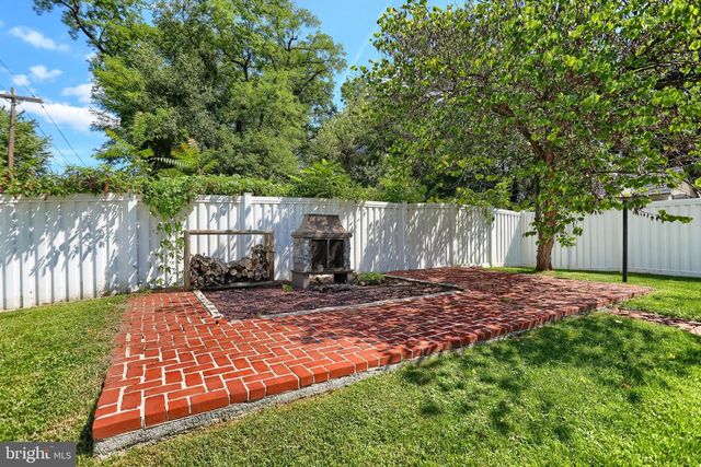 502 NOBLE ST, Lebanon, PA 17042