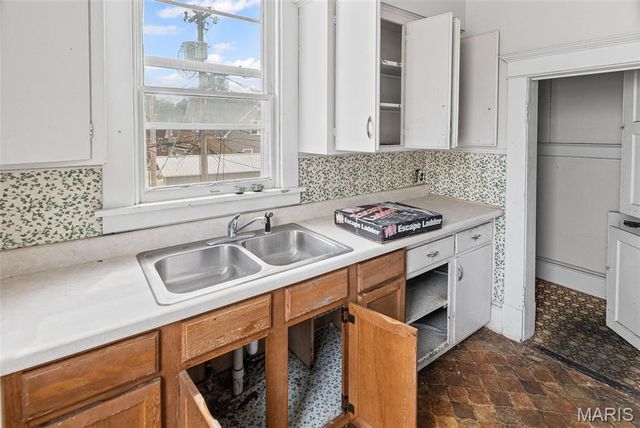 108-110 E Main Street, Mascoutah, IL 62258