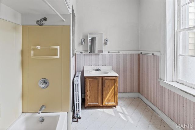 108-110 E Main Street, Mascoutah, IL 62258