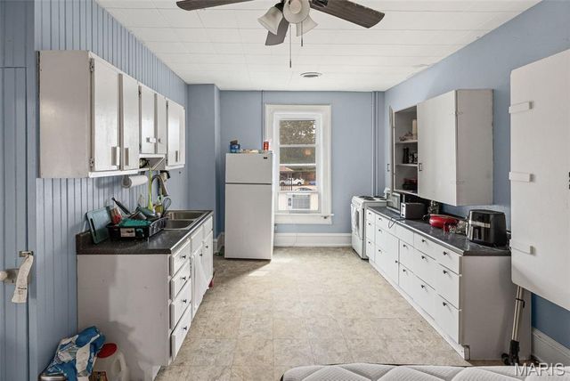 108-110 E Main Street, Mascoutah, IL 62258