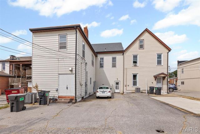 108-110 E Main Street, Mascoutah, IL 62258