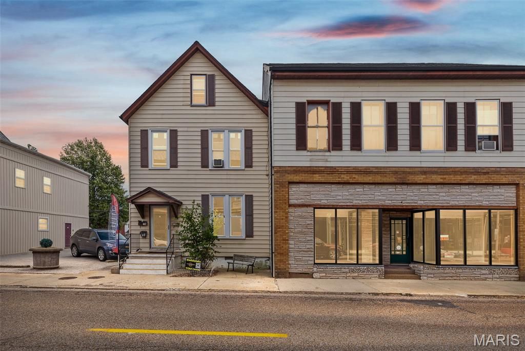 108-110 E Main Street, Mascoutah, IL 62258