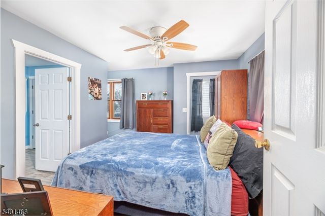 49 Sussex St, Newton Town, NJ 07860