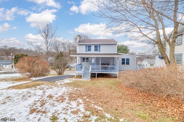 49 Sussex St, Newton Town, NJ 07860