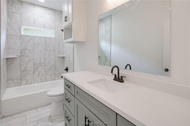 1800 Brookhaven Street, Bryan, TX 77803