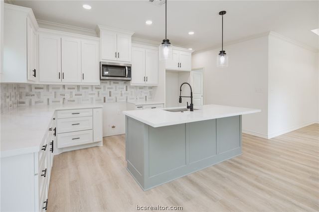 1800 Brookhaven Street, Bryan, TX 77803