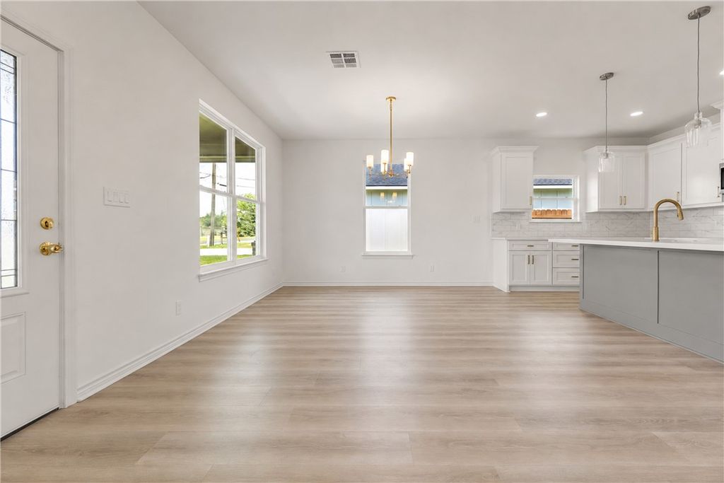 1800 Brookhaven Street, Bryan, TX 77803 — photo 4
