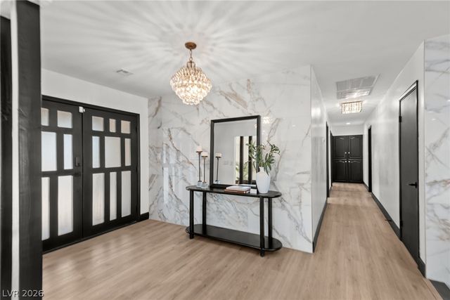2840 Duneville Street, Las Vegas, NV 89146