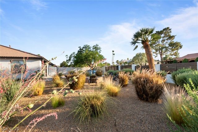 2840 Duneville Street, Las Vegas, NV 89146
