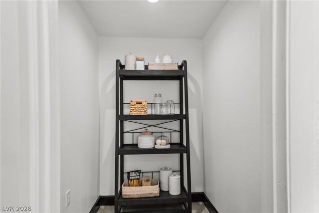 2840 Duneville Street, Las Vegas, NV 89146