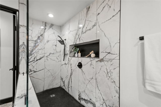 2840 Duneville Street, Las Vegas, NV 89146