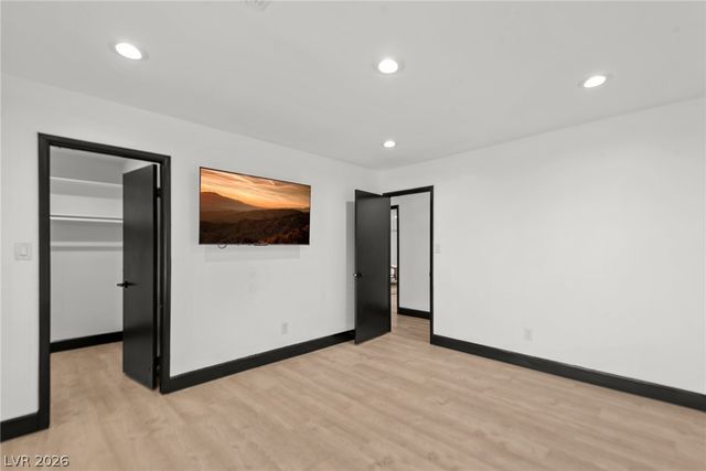 2840 Duneville Street, Las Vegas, NV 89146