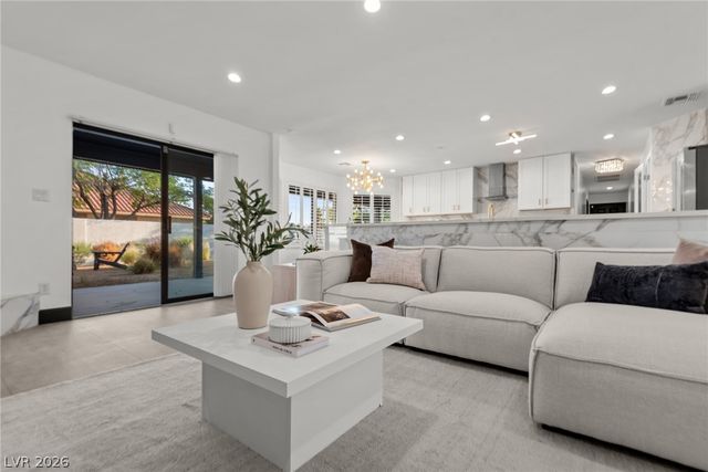 2840 Duneville Street, Las Vegas, NV 89146