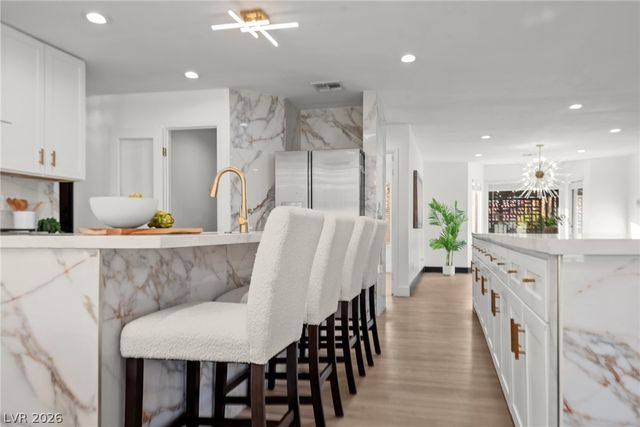 2840 Duneville Street, Las Vegas, NV 89146